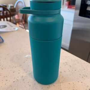 Brumate Rotera water bottle